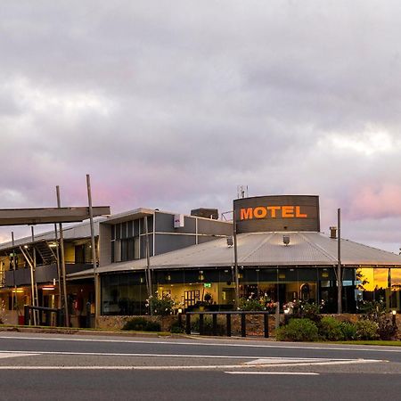 Station Motel Parkes Extérieur photo