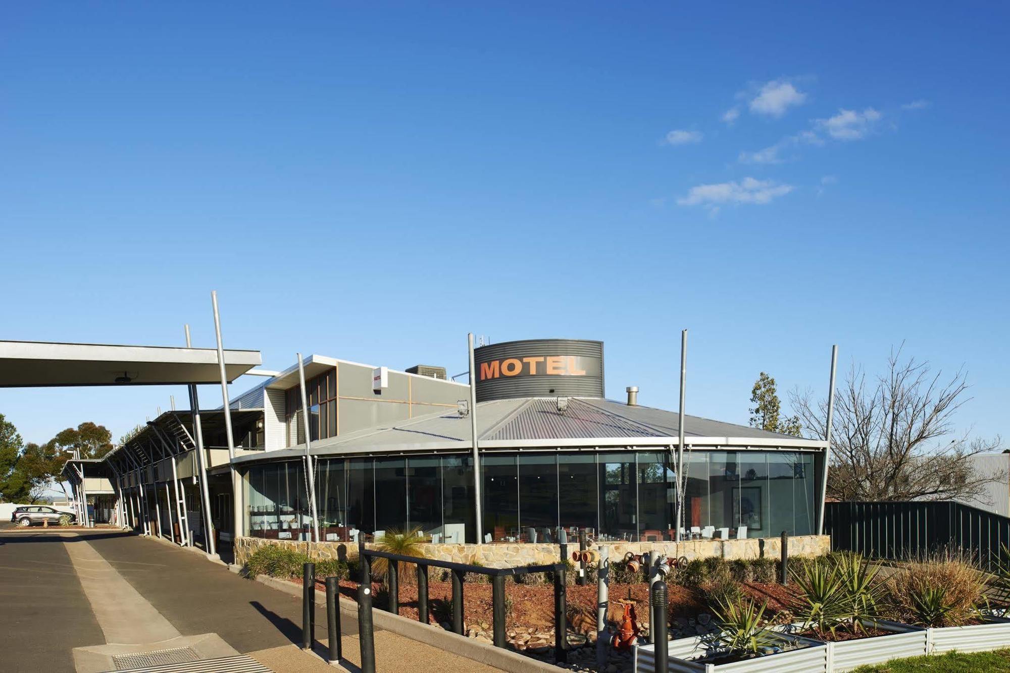 Station Motel Parkes Extérieur photo